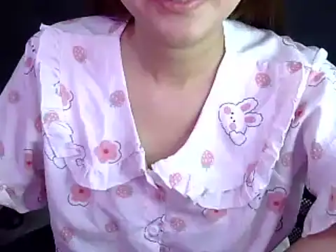 Bee 2k online show from 09/17/25, 04:47