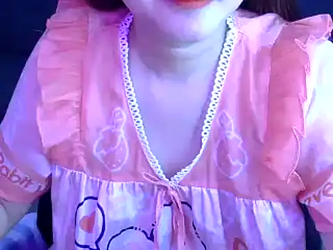 Bee 2k online show from 11/07/25, 04:45