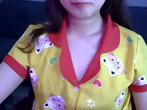 Bee 2k online show from 03/28/26, 04:12