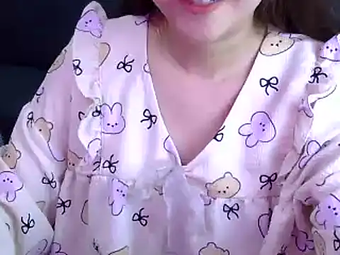 Bee 2k online show from 04/11/26, 04:17