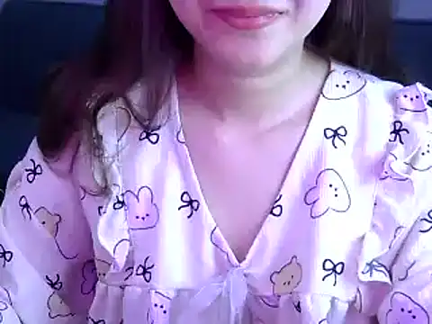 Bee 2k online show from 05/04/26, 04:19