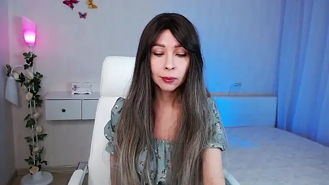 wendifoste online show from 12/23/24, 05:43