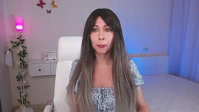 wendifoste online show from 02/11/25, 06:01