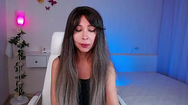 wendifoste online show from 10/13/25, 01:00