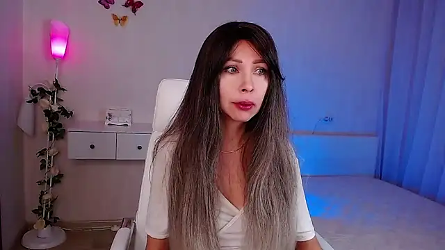 wendifoste online show from 11/17/25, 06:35