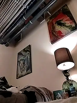 eatmeplease44 online show from 09/17/25, 11:28