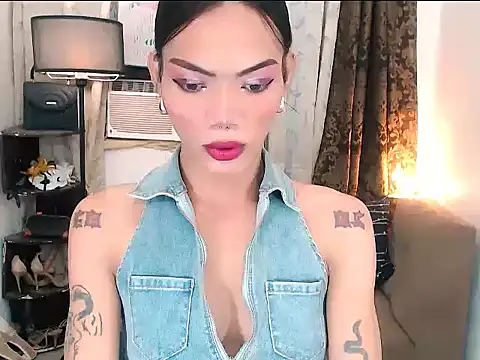 ELLIZABETHFORCUMXX online show from 02/11/26, 01:38