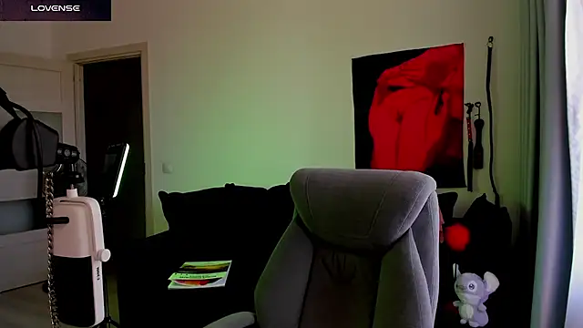 DivineBite online show from 07/10/26, 09:56