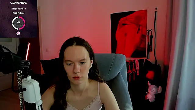 DivineBite online show from 07/18/26, 04:00