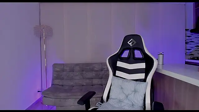 liagirl cute online show from 02/25/26, 03:27