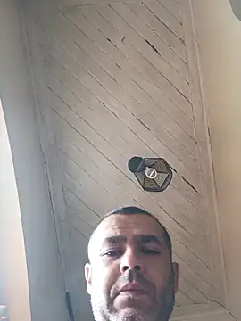 skypemarktt13 online show from 12/14/25, 11:26