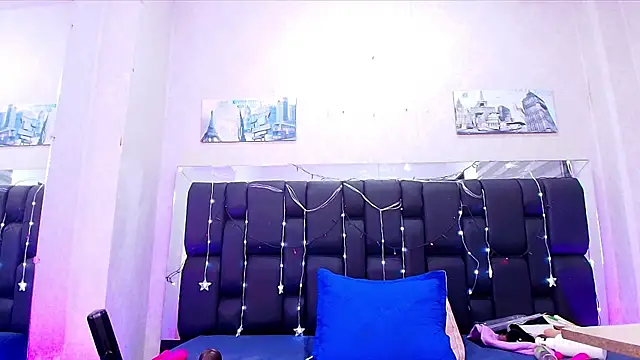  carolina fox online show from 03/15/25, 09:19