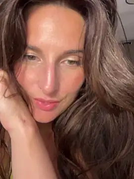 Snapshot of Thescorpionfr chatting on 03/21/25, 10:50 Thescorpionfr online show from 03/21/25, 10:50