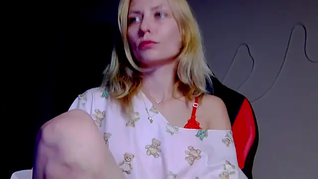 karo123421 online show from 10/16/25, 07:37