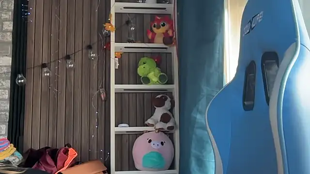 karo123421 online show from 02/13/26, 11:17