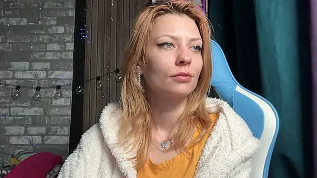 karo123421 online show from 02/14/26, 12:07