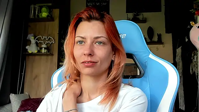 Snapshot of karo123421 chatting on 05/02/26, 05:45 karo123421 online show from 05/02/26, 05:45