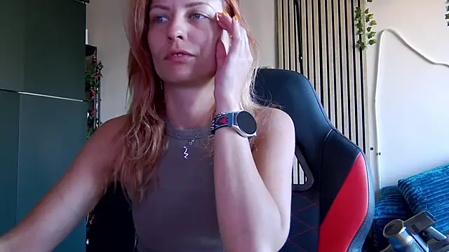 Snapshot of karo123421 chatting on 06/28/26, 03:23 karo123421 online show from 06/28/26, 03:23