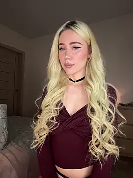 xDinnax online show from 02/21/25, 04:37