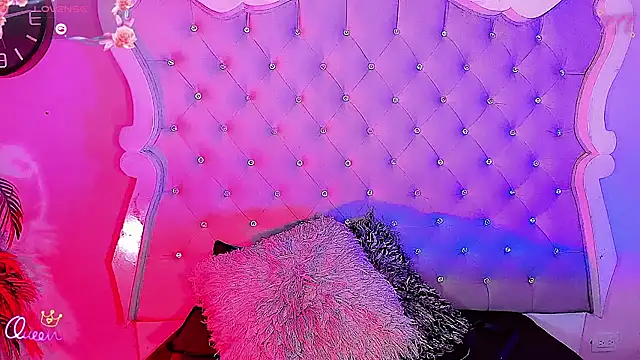 LeyXandrabraz online show from 05/19/26, 01:56