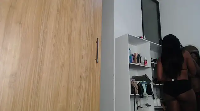 peeky pinky online show from 03/02/25, 03:45