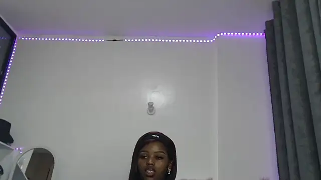 peeky pinky online show from 11/05/25, 12:43