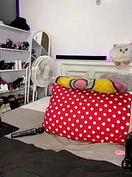 peeky pinky online show from 11/13/25, 10:03