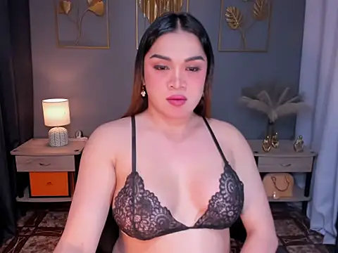 MaxeneCullens online show from 01/19/25, 04:22