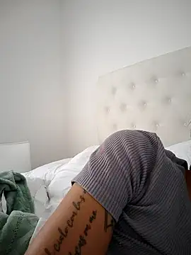 Leaberry online show from 01/15/26, 02:21