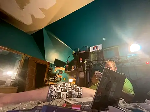 charactrzero online show from 10/01/25, 06:19