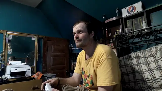 charactrzero online show from 04/13/26, 10:15