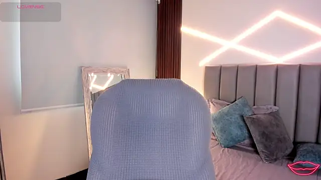 Veronicalanx1 online show from 04/01/26, 11:33