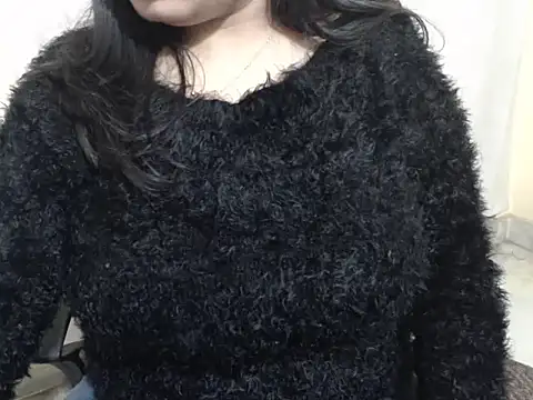 HOT CHILLY online show from 12/03/25, 06:06