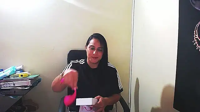 kendall 52 online show from 01/24/25, 01:47