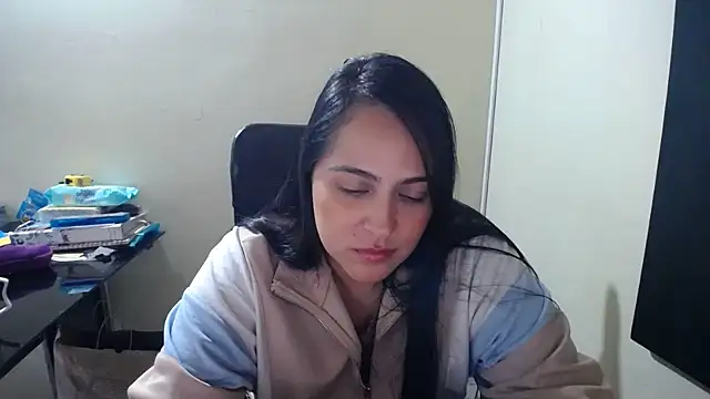 kendall 52 online show from 02/11/25, 01:41