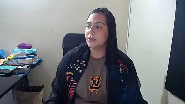 kendall 52 online show from 02/12/25, 01:27