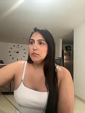 kendall 52 online show from 09/24/25, 05:49