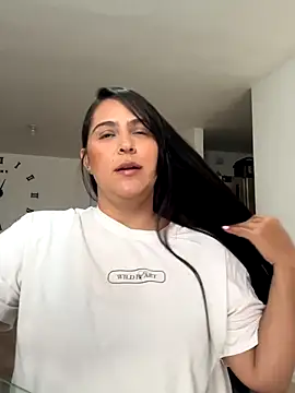 kendall 52 online show from 09/30/25, 05:40