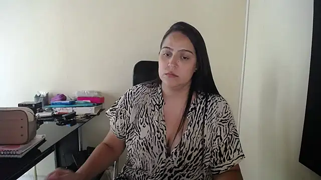 kendall 52 online show from 10/07/25, 04:37