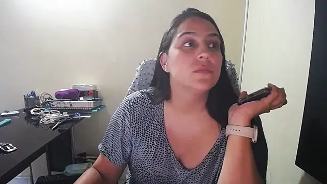 kendall 52 online show from 11/29/25, 08:12