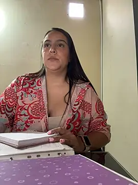 kendall 52 online show from 03/24/26, 02:33