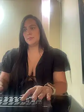 kendall 52 online show from 07/07/26, 01:26