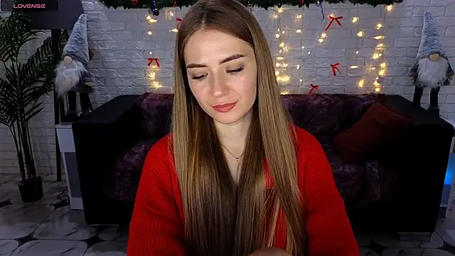 Snapshot of Adelyna_Bird chatting on 01/03/25, 11:25 Adelyna Bird online show from 01/03/25, 11:25