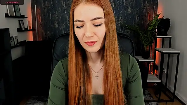 Snapshot of Adelyna_Bird chatting on 01/20/25, 07:36 Adelyna Bird online show from 01/20/25, 07:36