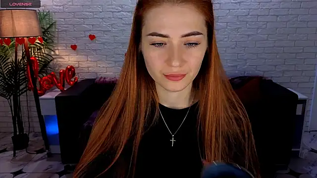 Snapshot of Adelyna_Bird chatting on 02/07/25, 07:29 Adelyna Bird online show from 02/07/25, 07:29