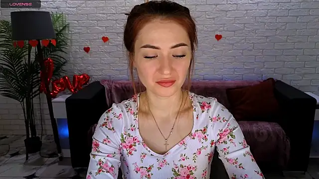 Snapshot of Adelyna_Bird chatting on 02/09/25, 06:54 Adelyna Bird online show from 02/09/25, 06:54