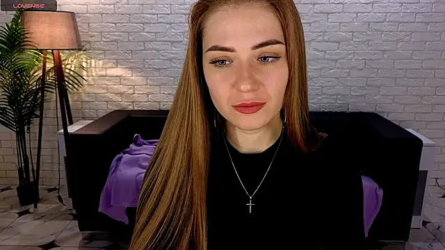 Snapshot of Adelyna_Bird chatting on 02/27/25, 07:44 Adelyna Bird online show from 02/27/25, 07:44