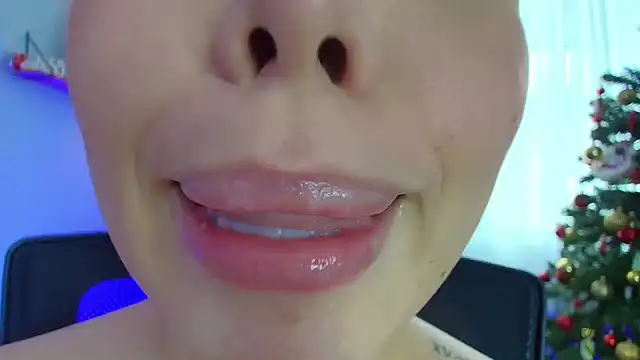 lisbet21x online show from 12/30/24, 07:00