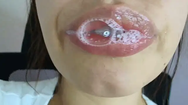 lisbet21x online show from 09/19/25, 10:10