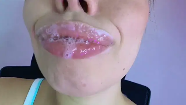 lisbet21x online show from 11/08/25, 01:55